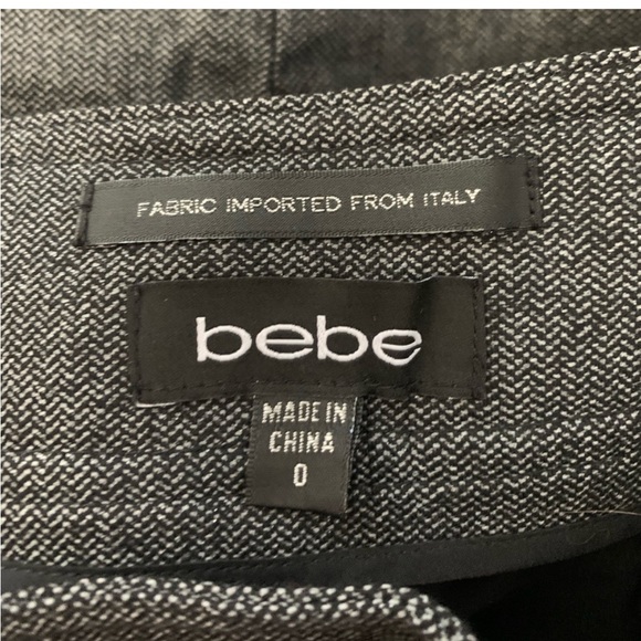 Bebe Italian Fabric Heather Grey Skirt Size 0 Buttons and Zipper with Pockets - Picture 11 of 11
